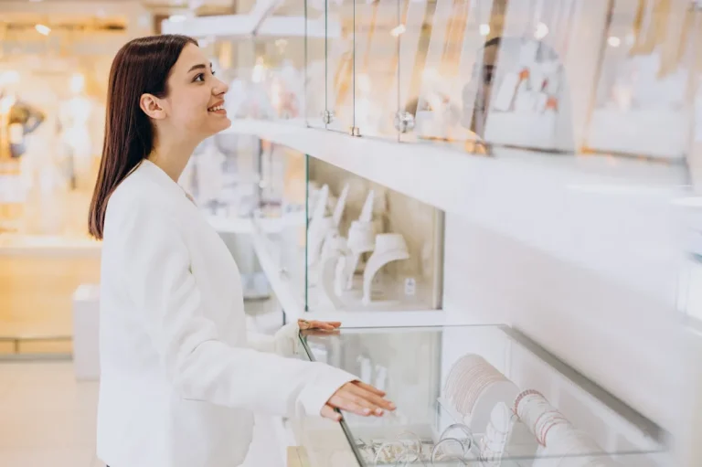 Makes Jewelry Part of Your Everyday Style