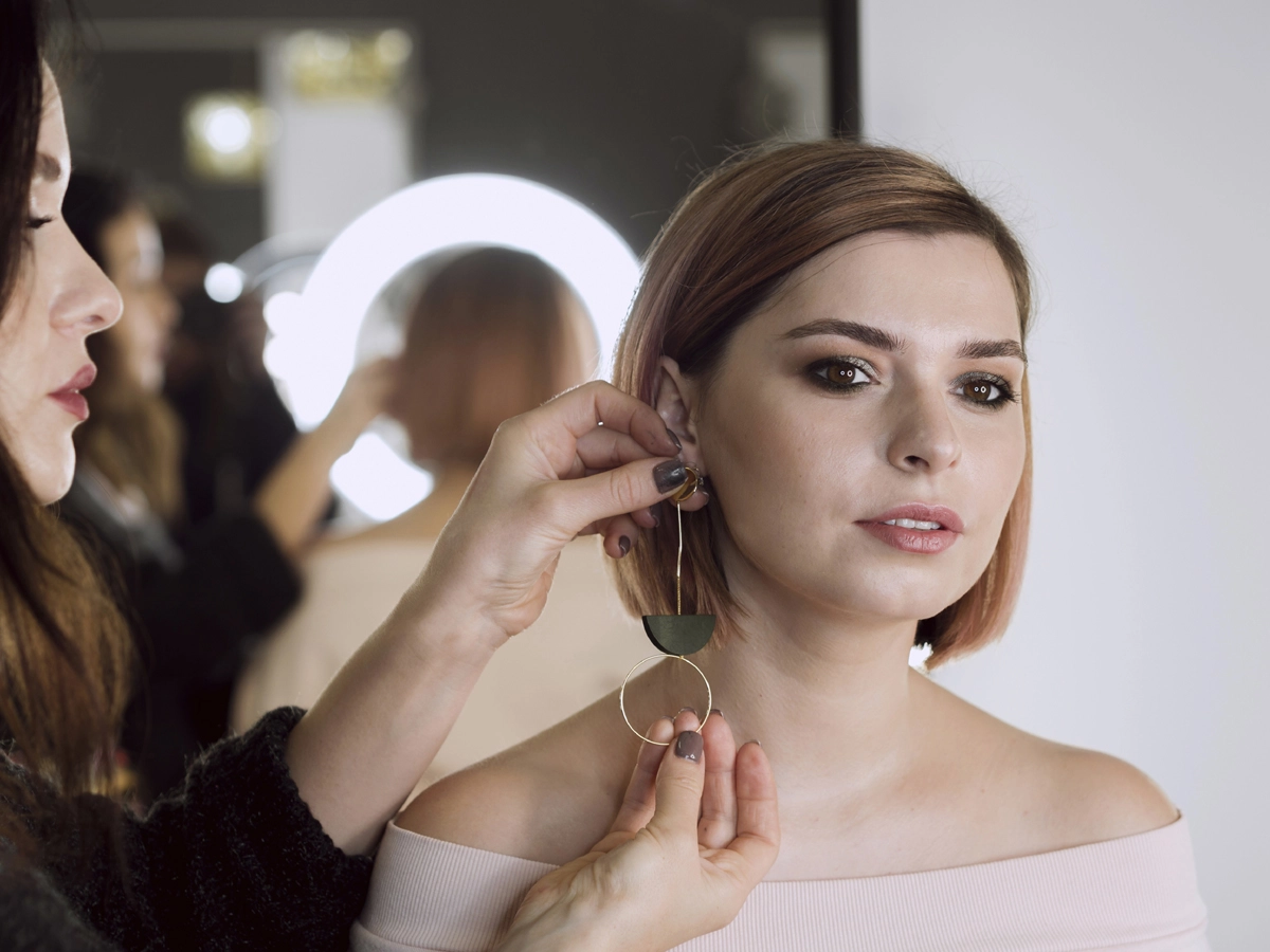 The Best Earrings for Each Face Shape