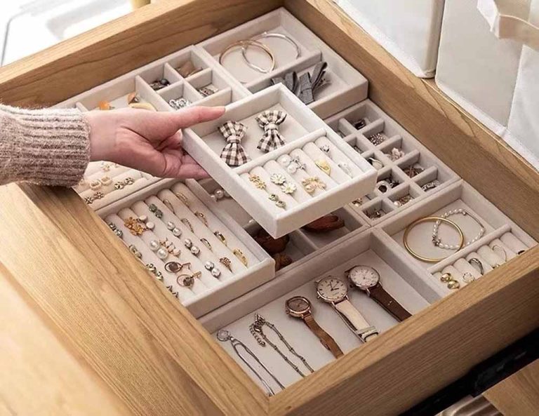 How to Organize Your Jewelry